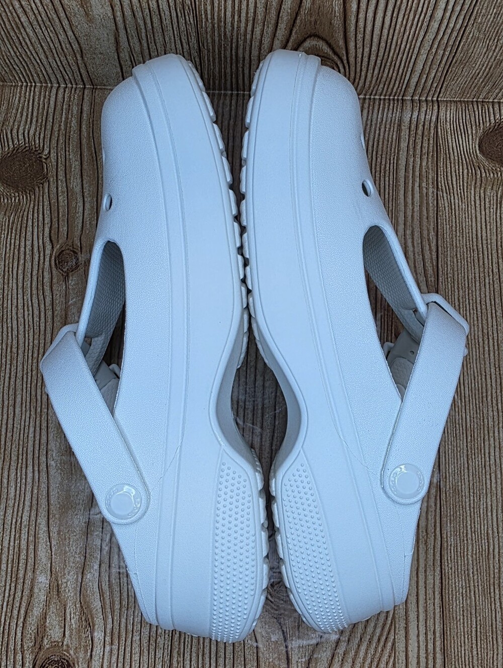 Women's Mary Jane Crocs Size 9 - Picture 4 of 7